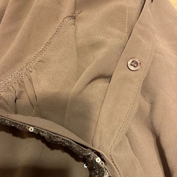 Brown Chiffon and Sequin Button Down Shirt NEVER WORN Size Small - Picture 6 of 6